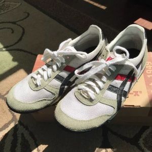 Onitsuka Tiger Ultimate 81